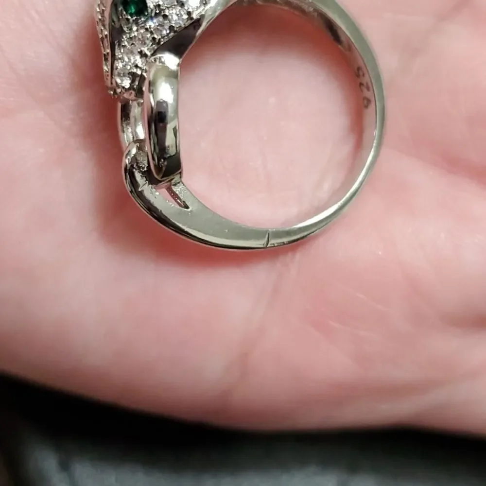 Sterling silver leopard head ring size 6